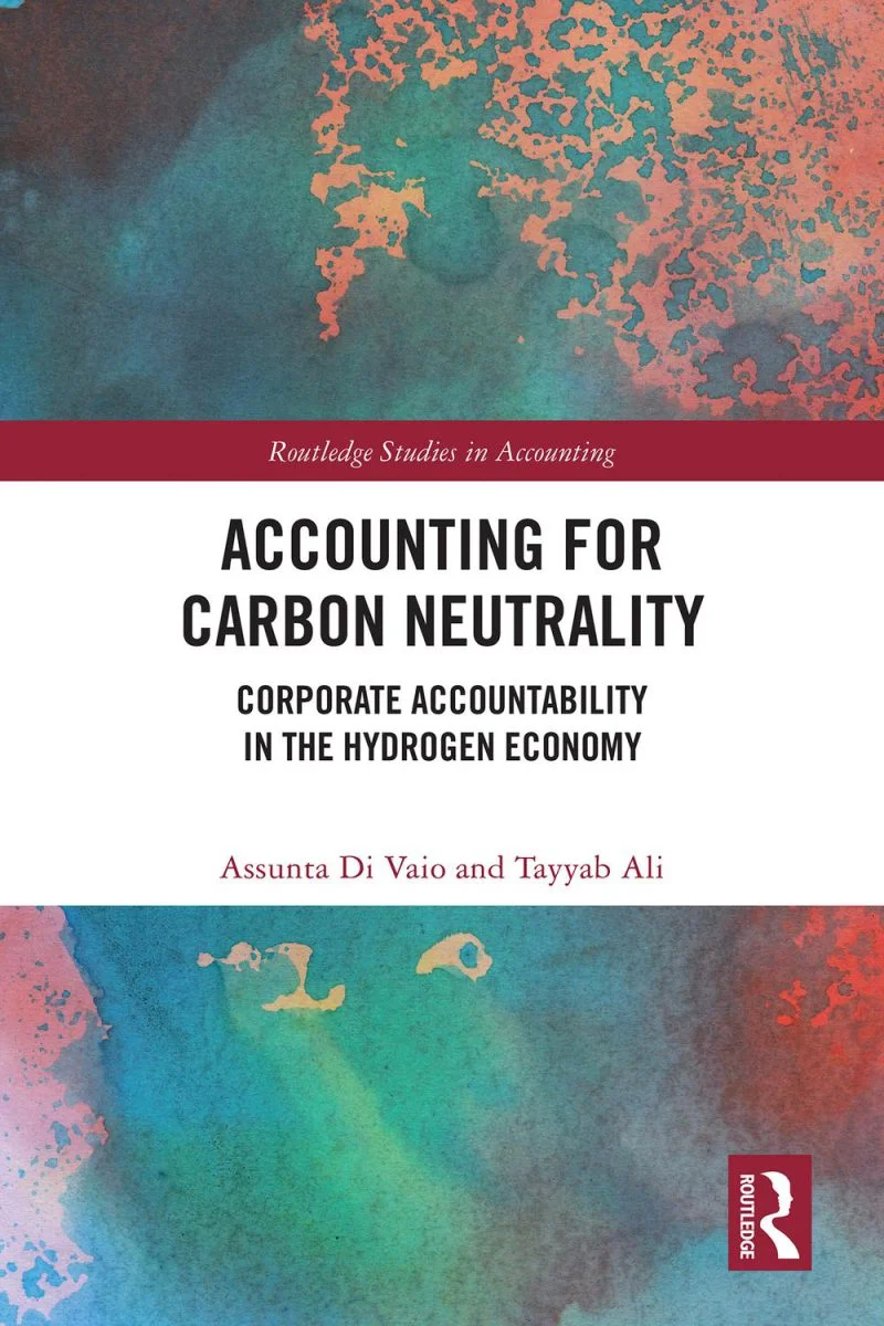 جلد حسابداری بی‌اثر کردن کربن: پاسخگویی شرکتی در اقتصاد هیدروژن ۲۰۲۵  Accounting for Carbon Neutrality: Corporate Accountability in the Hydrogen Economy 2025