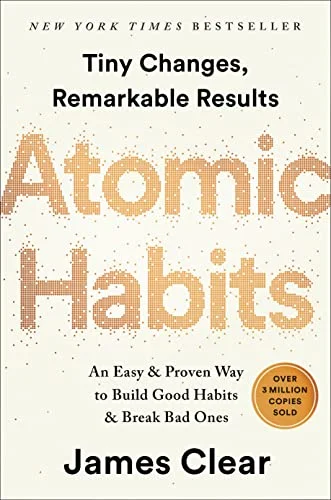 جلد Atomic Habits: An Easy & Proven Way to Build Good Habits & Break Bad Ones