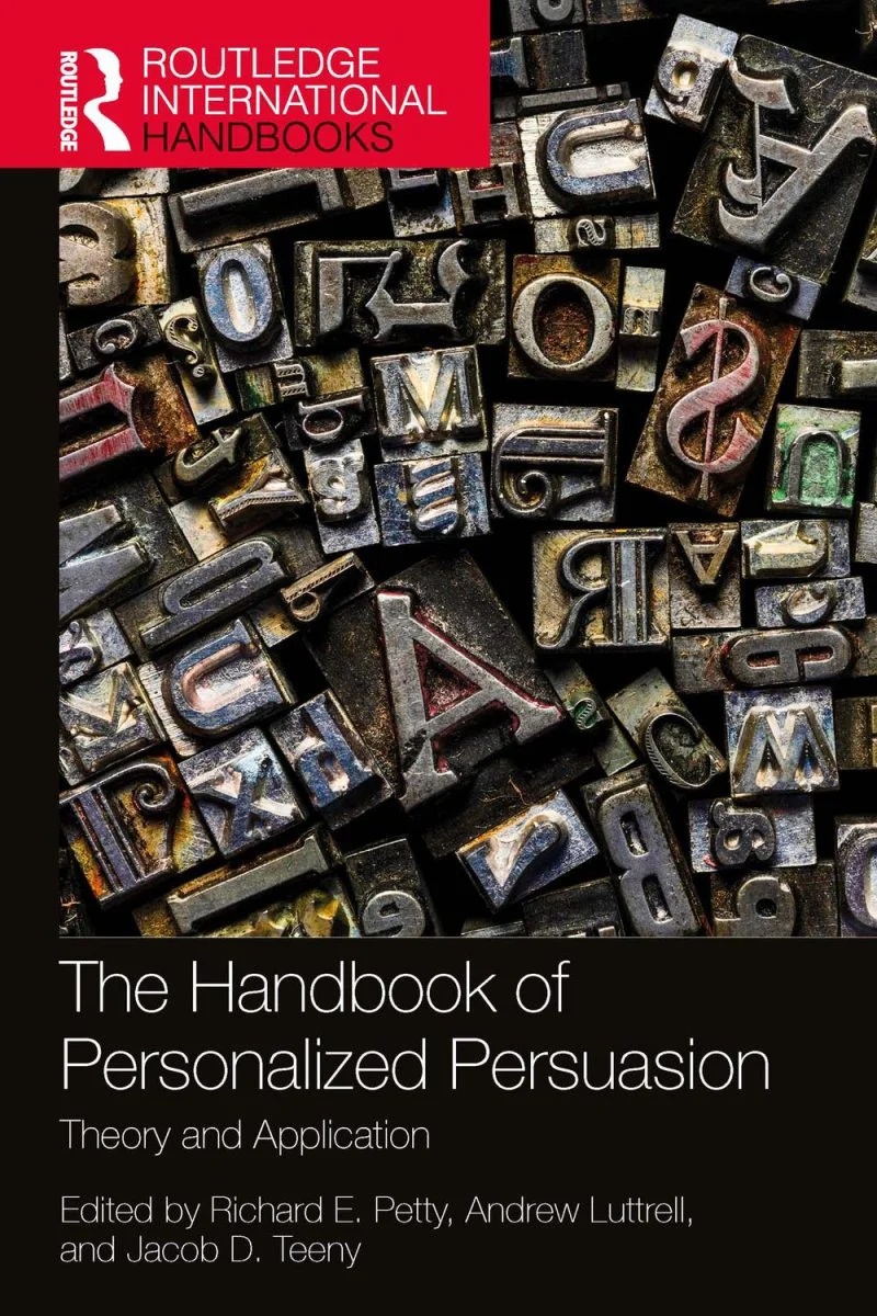 جلد راهنمای جامع ترغیب شخصی‌سازی‌شده ۲۰۲۵  The Handbook of Personalized Persuasion 2025